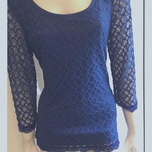 V Cristina Crochet Lined Top SZ Medium NWOT